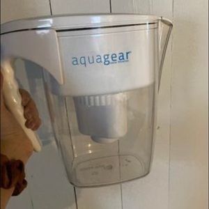 AquaGear Pitcher - used good condition
